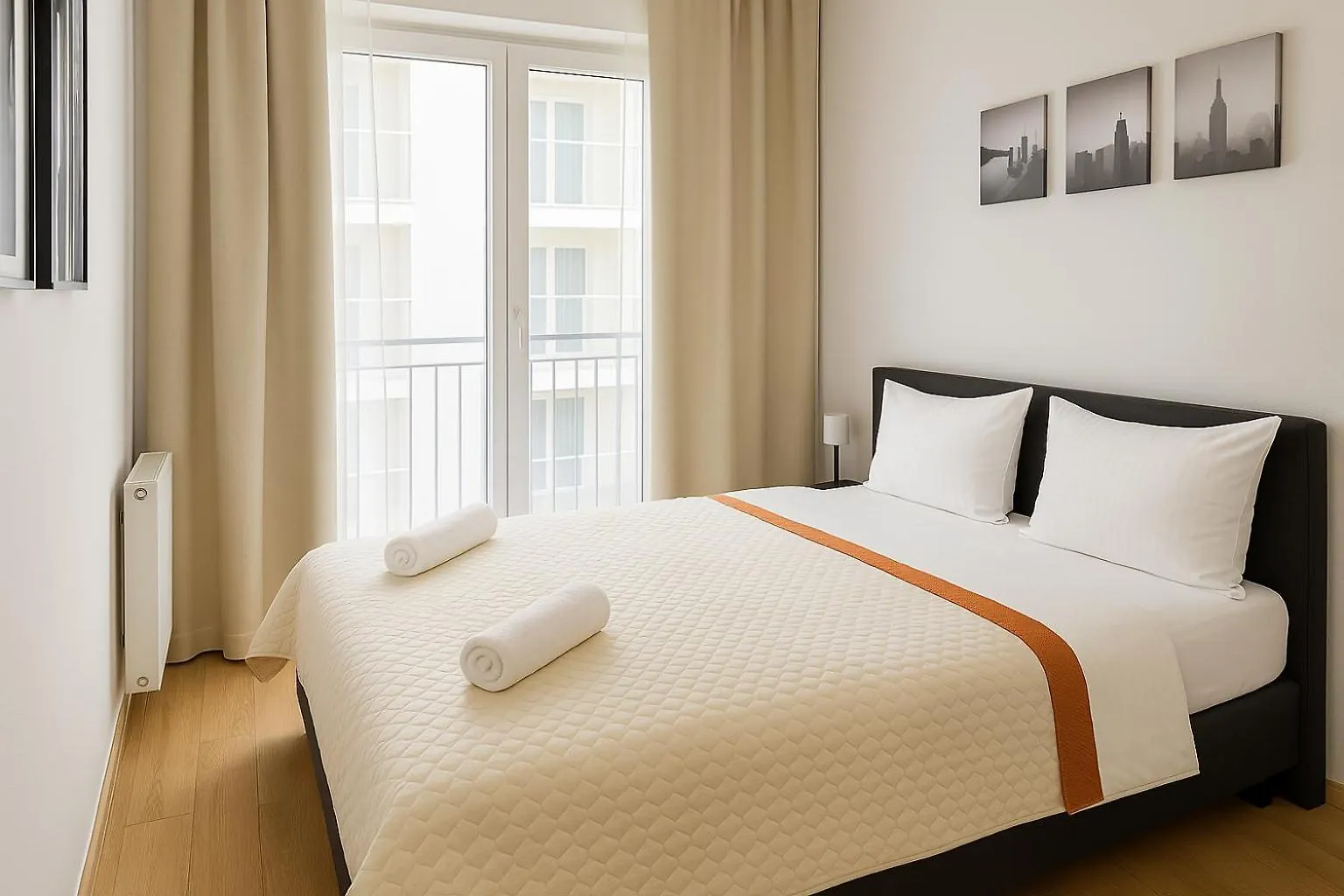 Like Home Apartments Krakow 0*,  Poland